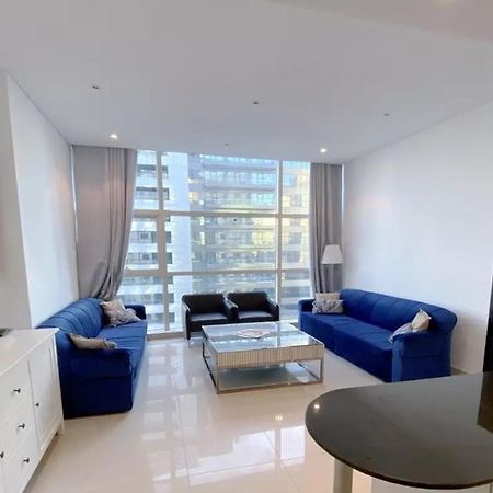 דובאי Entire Apartment - Marina - Spacious And Perfect Location מראה חיצוני תמונה