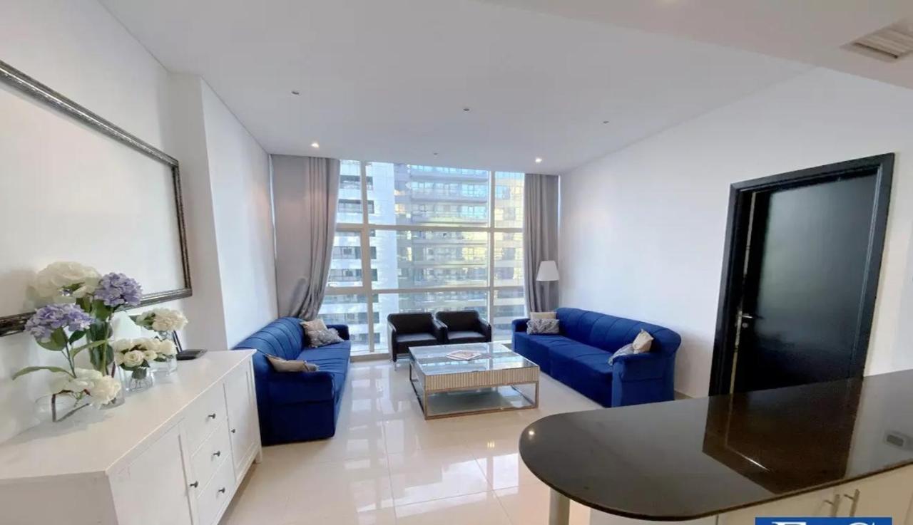 דובאי Entire Apartment - Marina - Spacious And Perfect Location מראה חיצוני תמונה
